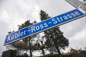 Kübler-Ross-Strasse